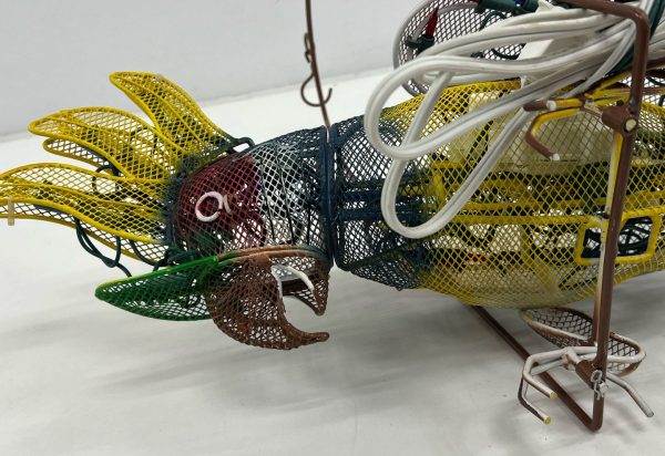Collections Etc Metal Wire Mechanical Animatronic Light Up Parrot on Perch WORKS - Image 8