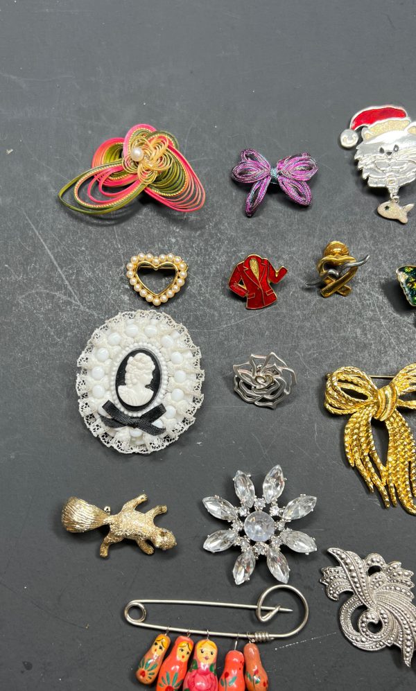 Assorted Cats Butterflies Rhinestone Squirrel Brooches & Pins Lot - Image 3