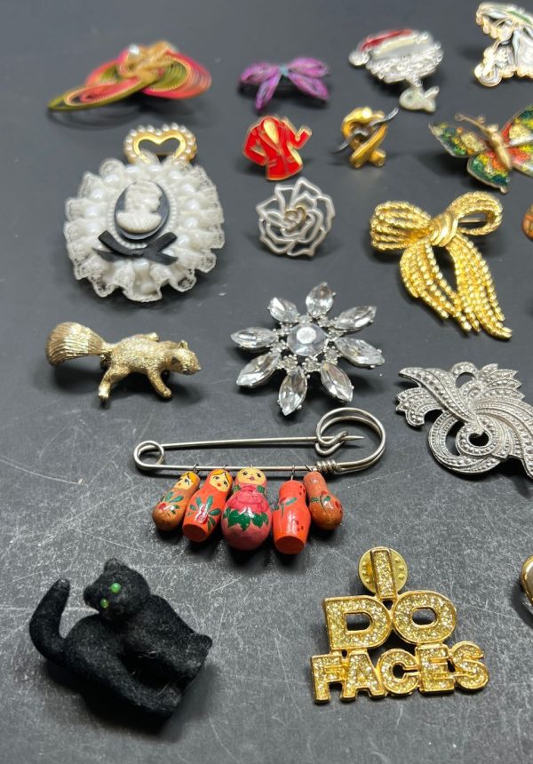 Assorted Cats Butterflies Rhinestone Squirrel Brooches & Pins Lot - Image 2