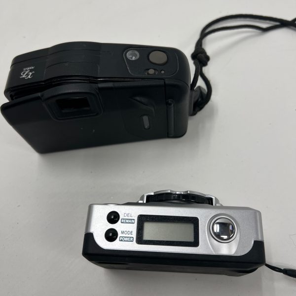 Lot Of 2 Broken *FOR PARTS* Cameras Canon D-Link Snappy LX & DSC-350 - Image 10